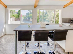 Simplistic Holiday Home in La Seyne sur Mer near Beach, La Seyne-Sur-Mer